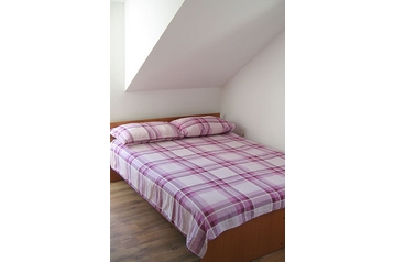 Kroatia Privát Kaštel Kambelovac, Eksteriør